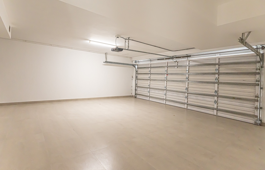 To Let 4 Bedroom Property for Rent in Fresnaye Western Cape